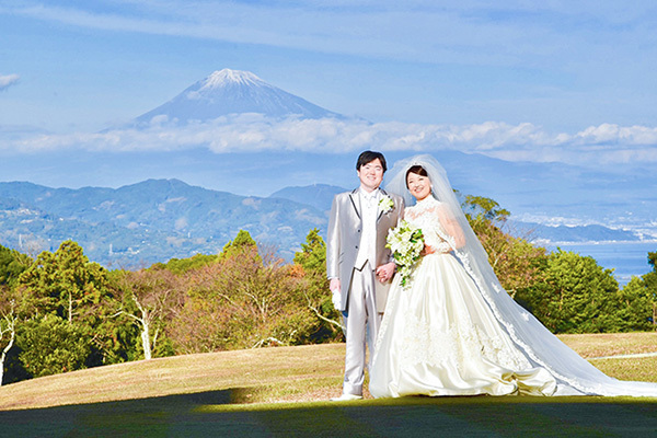 静岡市・富士市・沼津市の結婚式プロデュースと無料式場紹介の「はなといろ」の富士山＆海の結婚スタイルの画像・日本平ホテルの風景・駿河湾も一望