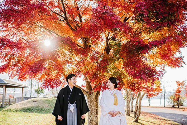 静岡市・富士市・沼津市の結婚式プロデュースと無料式場紹介の「はなといろ」の和婚の写真・山中湖のロケーションフォト